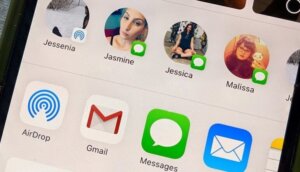 透過「Airdrop」傳送聯絡人